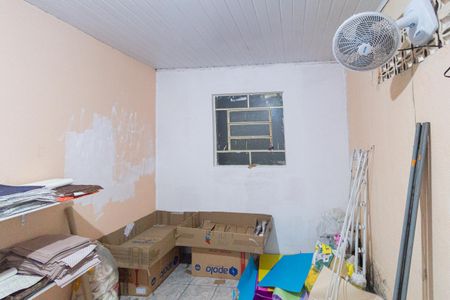 Casa à venda com 171m², 4 quartos e 3 vagas Casa à venda com 171m², 4 quartos e 3 vagasEdícula