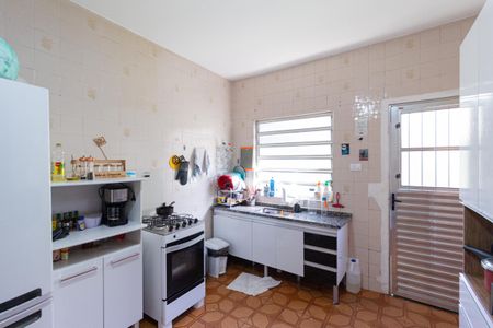 Casa à venda com 171m², 4 quartos e 3 vagas Casa à venda com 171m², 4 quartos e 3 vagasCozinha