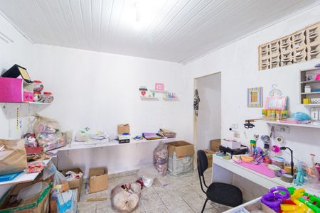 Casa à venda com 171m², 4 quartos e 3 vagas Casa à venda com 171m², 4 quartos e 3 vagasEdícula