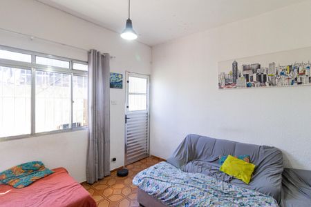 Casa à venda com 171m², 4 quartos e 3 vagas Casa à venda com 171m², 4 quartos e 3 vagasSala