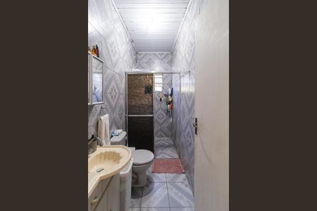 Casa à venda com 171m², 4 quartos e 3 vagas Casa à venda com 171m², 4 quartos e 3 vagasBanheiro