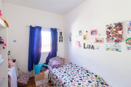 Casa à venda com 171m², 4 quartos e 3 vagas Casa à venda com 171m², 4 quartos e 3 vagasQuarto 2