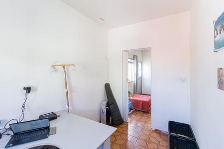 Casa à venda com 171m², 4 quartos e 3 vagas Casa à venda com 171m², 4 quartos e 3 vagasQuarto 1