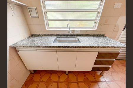 Casa à venda com 171m², 3 quartos e 3 vagas Casa à venda com 171m², 3 quartos e 3 vagasCozinha