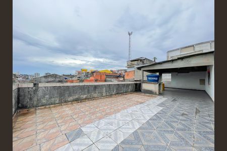 Casa à venda com 171m², 3 quartos e 3 vagas Casa à venda com 171m², 3 quartos e 3 vagasTerraço