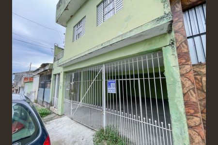 Casa à venda com 171m², 3 quartos e 3 vagas Casa à venda com 171m², 3 quartos e 3 vagasFachada