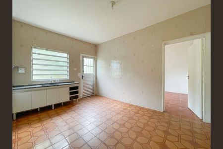 Casa à venda com 171m², 3 quartos e 3 vagas Casa à venda com 171m², 3 quartos e 3 vagasCozinha