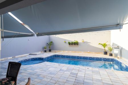 Casa à venda com 260m², 3 quartos e 4 vagasÁrea comum