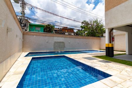 Apartamento para alugar com 36m², 2 quartos e sem vaga Apartamento para alugar com 36m², 2 quartos e sem vagaÁrea comum - Piscina