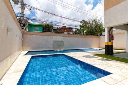 Apartamento para alugar com 36m², 2 quartos e sem vaga Apartamento para alugar com 36m², 2 quartos e sem vagaÁrea comum - Piscina