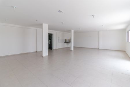 Apartamento para alugar com 36m², 2 quartos e sem vaga Apartamento para alugar com 36m², 2 quartos e sem vagaÁrea comum - Salão de festas