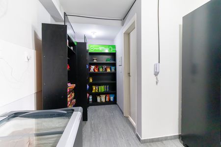 Apartamento para alugar com 36m², 2 quartos e sem vaga Apartamento para alugar com 36m², 2 quartos e sem vagaMercadinho 24h