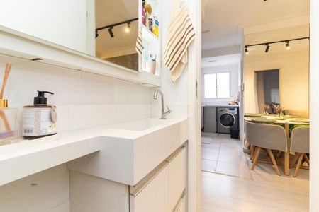 Apartamento para alugar com 36m², 2 quartos e sem vaga Apartamento para alugar com 36m², 2 quartos e sem vagaBanheiro