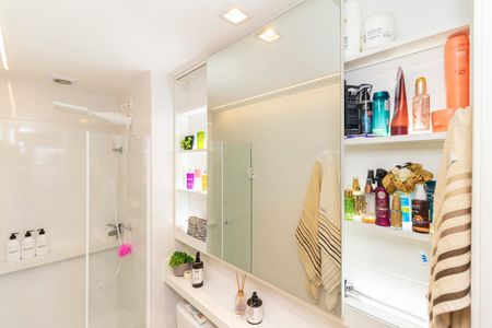 Apartamento para alugar com 36m², 2 quartos e sem vaga Apartamento para alugar com 36m², 2 quartos e sem vagaBanheiro