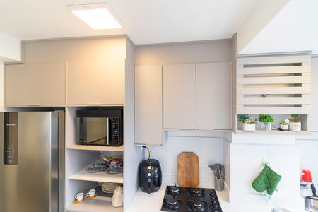 Apartamento para alugar com 36m², 2 quartos e sem vaga Apartamento para alugar com 36m², 2 quartos e sem vagaCozinha - Armários