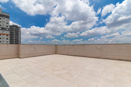 Apartamento para alugar com 36m², 2 quartos e sem vaga Apartamento para alugar com 36m², 2 quartos e sem vagaTerraço