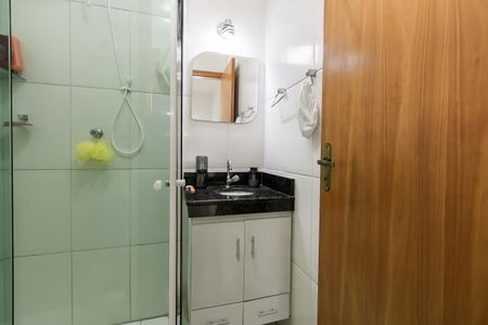 Casa à venda com 77m², 3 quartos e 1 vagaBanheiro