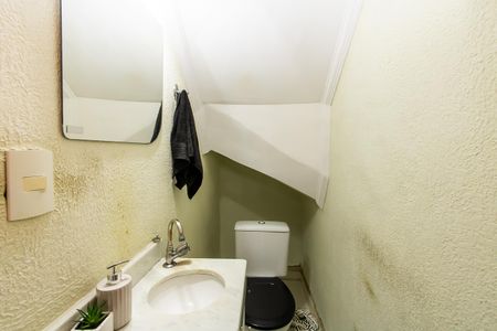 Casa à venda com 77m², 3 quartos e 1 vagaLavabo