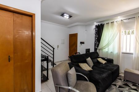 Casa à venda com 77m², 3 quartos e 1 vagaSala