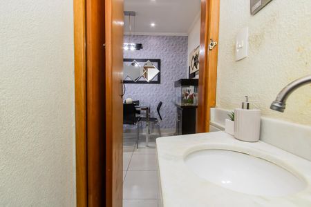 Casa à venda com 77m², 3 quartos e 1 vagaLavabo