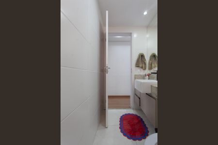 Apartamento à venda com 97m², 3 quartos e 2 vagas Apartamento à venda com 97m², 3 quartos e 2 vagasBanheiro Social