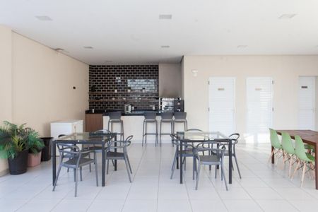 Apartamento à venda com 97m², 3 quartos e 2 vagas Apartamento à venda com 97m², 3 quartos e 2 vagasÁrea comum - Espaço Gourmet