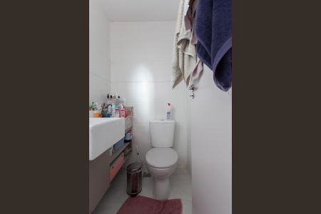 Apartamento à venda com 97m², 3 quartos e 2 vagas Apartamento à venda com 97m², 3 quartos e 2 vagasBanheiro da Suíte