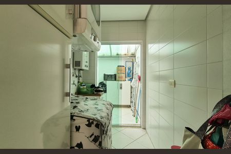 Casa à venda com 162m², 3 quartos e 4 vagas Casa à venda com 162m², 3 quartos e 4 vagasLavanderia