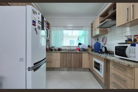 Casa à venda com 162m², 3 quartos e 4 vagas Casa à venda com 162m², 3 quartos e 4 vagasCozinha