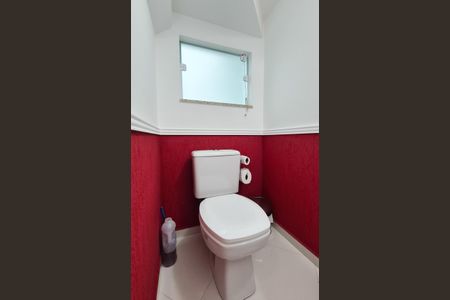 Casa à venda com 162m², 3 quartos e 4 vagas Casa à venda com 162m², 3 quartos e 4 vagasLavabo Sala