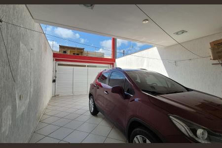 Casa à venda com 162m², 3 quartos e 4 vagas Casa à venda com 162m², 3 quartos e 4 vagasGaragem