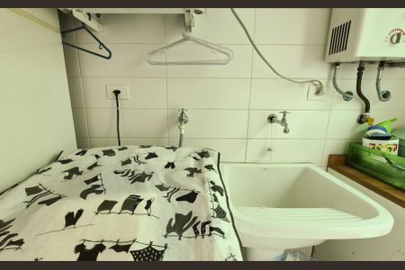 Casa à venda com 162m², 3 quartos e 4 vagas Casa à venda com 162m², 3 quartos e 4 vagasLavanderia