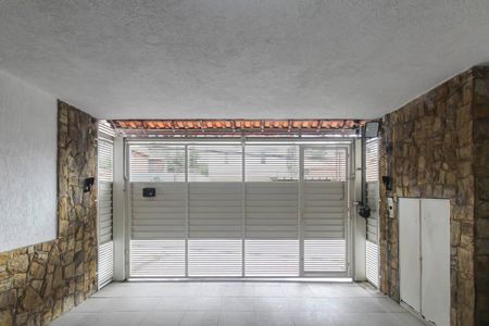 Casa à venda com 230m², 3 quartos e 2 vagasGaragem