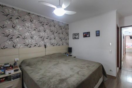 Casa à venda com 230m², 3 quartos e 2 vagasSuite