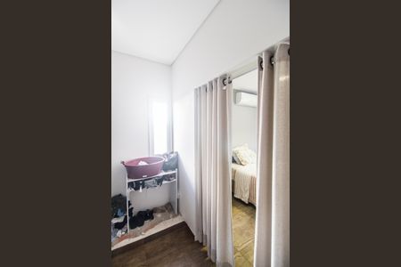 Casa à venda com 425m², 4 quartos e 2 vagas Casa à venda com 425m², 4 quartos e 2 vagasVista da Suíte 1