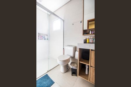 Casa à venda com 425m², 4 quartos e 2 vagas Casa à venda com 425m², 4 quartos e 2 vagasBanheiro da Suíte 2