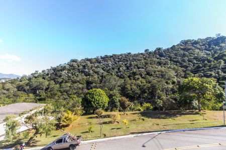 Casa à venda com 425m², 4 quartos e 2 vagas Casa à venda com 425m², 4 quartos e 2 vagasVista da Suíte 1