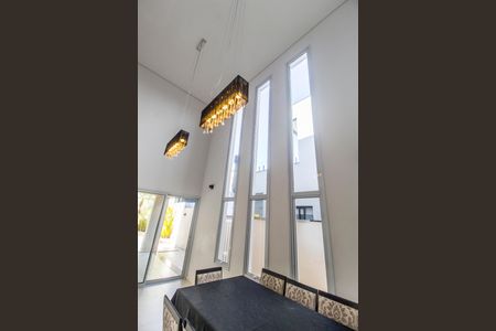 Casa à venda com 425m², 4 quartos e 2 vagas Casa à venda com 425m², 4 quartos e 2 vagasDetalhe Sala