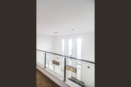 Casa à venda com 425m², 4 quartos e 2 vagas Casa à venda com 425m², 4 quartos e 2 vagasDetalhe