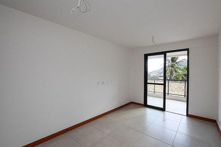 Apartamento à venda com 90m², 2 quartos e 1 vaga
