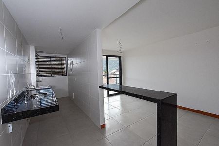 Apartamento à venda com 90m², 2 quartos e 1 vaga