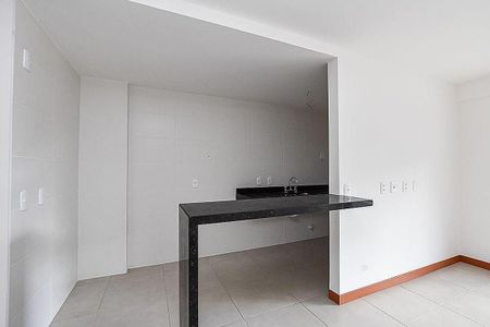 Apartamento à venda com 90m², 2 quartos e 1 vaga