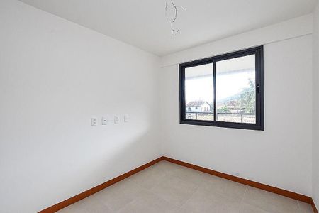 Apartamento à venda com 90m², 2 quartos e 1 vaga