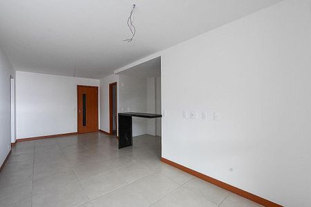 Apartamento à venda com 90m², 2 quartos e 1 vaga
