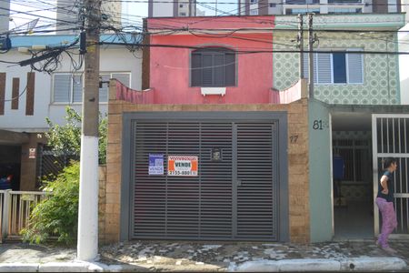 Casa à venda com 84m², 2 quartos e 1 vagaFachada