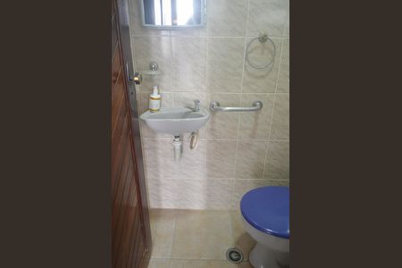 Casa à venda com 84m², 2 quartos e 1 vagaEdícula - Banheiro