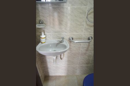 Casa à venda com 84m², 2 quartos e 1 vagaEdícula - Banheiro