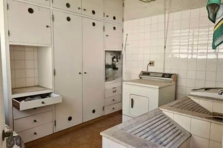 Casa à venda com 400m², 3 quartos e 3 vagasArea de Serviço