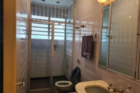 Casa à venda com 400m², 3 quartos e 3 vagasBanheiro