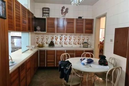 Casa à venda com 400m², 3 quartos e 3 vagasCozinha